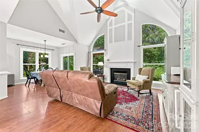 8600 Fieldcroft Drive, Charlotte, NC 28277 - Photo 7