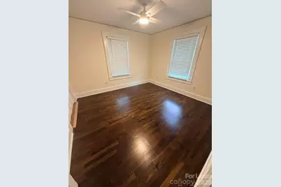 307 19th Avenue NE, Hickory, NC 28601 - Photo 7