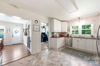 6409 Woodland Circle, Charlotte, NC 28216 - Photo 15