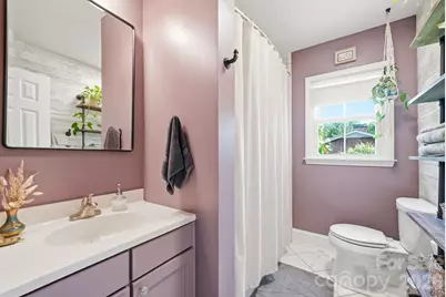 6409 Woodland Circle, Charlotte, NC 28216 - Photo 13