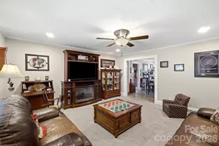 313 Elwood St, Kannapolis, NC 28081 - Photo 9