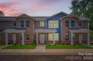 1610 Ct Brks Cir, Charlotte, NC 28212 - Photo 1