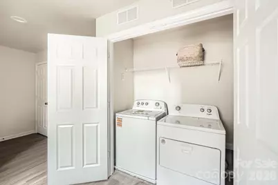 1614 Ct Brooks Circle, Charlotte, NC 28212 - Photo 27