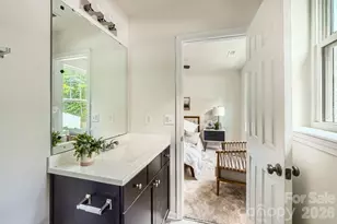 1614 Ct Brks Cir, Charlotte, NC 28212 - Photo 21