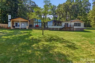 1367 Roundstone Rd, Sherrills Ford, NC 28673 - Photo 45