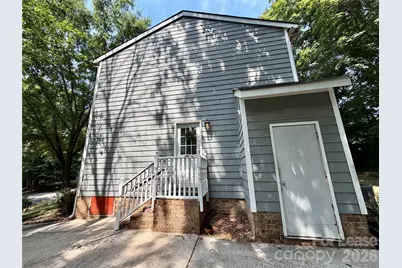 11809 Lansbury Court, Charlotte, NC 28226 - Photo 3