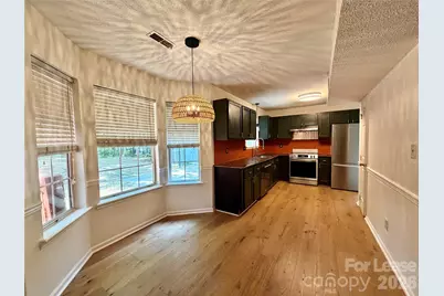 11809 Lansbury Court, Charlotte, NC 28226 - Photo 7