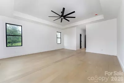 808 Maybank Drive, Hendersonville, NC 28739 - Photo 17