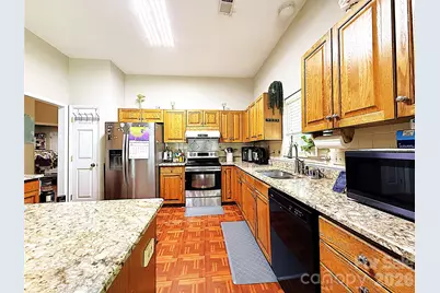 13636 Portpatrick Lane, Matthews, NC 28105 - Photo 5