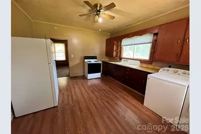 208 Bell Street, Mount Holly, NC 28120 - Photo 9