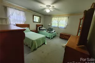 886 Hanging Rock Rd, Spruce Pine, NC 28777 - Photo 25
