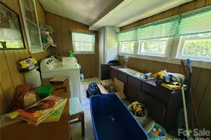 886 Hanging Rock Rd, Spruce Pine, NC 28777 - Photo 29