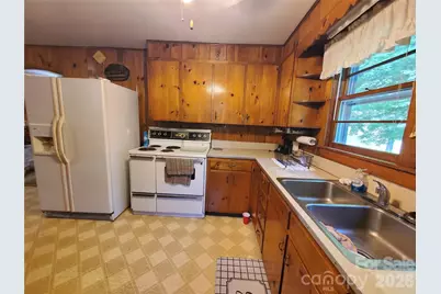 886 Hanging Rock Road, Spruce Pine, NC 28777 - Photo 21