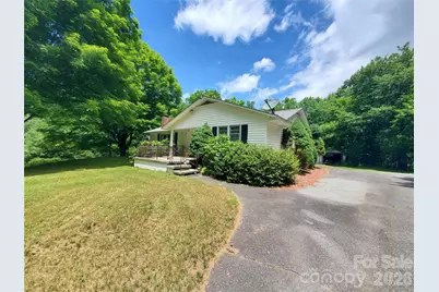 886 Hanging Rock Road, Spruce Pine, NC 28777 - Photo 9