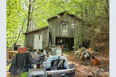 886 Hanging Rock Road, Spruce Pine, NC 28777 - Photo 5