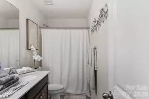 9836 Oak Barrel Ln, Charlotte, NC 28215 - Photo 25