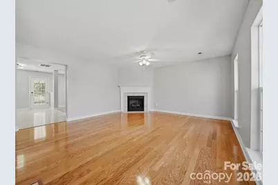 1968 8th Street Lane SE, Hickory, NC 28602 - Photo 7