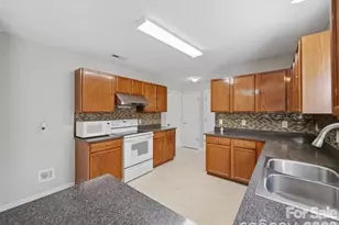 1968 8th St Ln SE, Hickory, NC 28602 - Photo 17