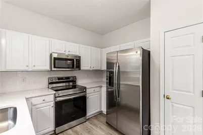 12819 Matisse Lane, Charlotte, NC 28215 - Photo 25