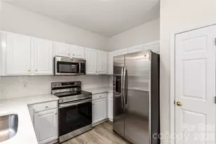 12819 Matisse Ln, Charlotte, NC 28215 - Photo 25