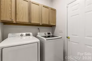 12819 Matisse Ln, Charlotte, NC 28215 - Photo 19