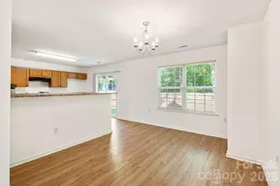 1429 River Run Rd, Lowell, NC 28098 - Photo 7