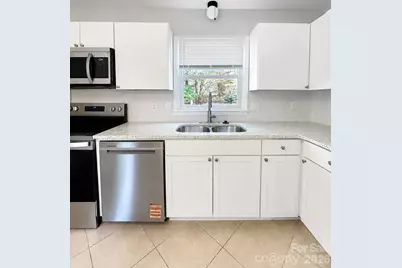 8826 Leipzig Drive, Charlotte, NC 28210 - Photo 9