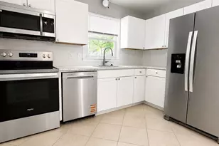 8826 Leipzig Dr, Charlotte, NC 28210 - Photo 7