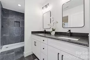 1735 Byrum St, Charlotte, NC 28216 - Photo 23