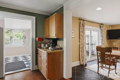 1670 Southwest Boulevard, Newton, NC 28658 - Photo 7