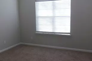 8488 Chaceview Ct, Charlotte, NC 28269 - Photo 11