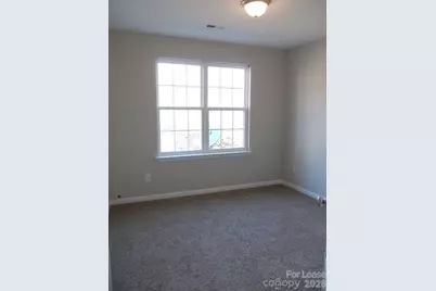 8488 Chaceview Court, Charlotte, NC 28269 - Photo 15