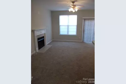 8488 Chaceview Court, Charlotte, NC 28269 - Photo 5