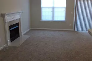 8488 Chaceview Ct, Charlotte, NC 28269 - Photo 5