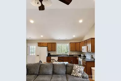 120 Barefoot Ridge Drive, Marion, NC 28752 - Photo 5