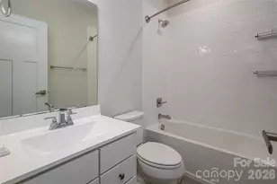2025 Birchside Dr, Charlotte, NC 28205 - Photo 29