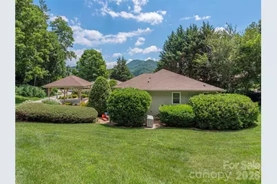 323 Hawks Crest Drive, Waynesville, NC 28786 - Photo 29