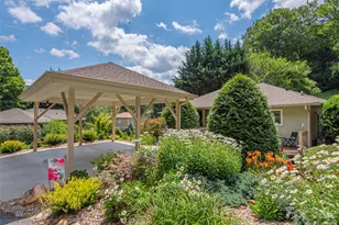 323 Hawks Crest Dr, Waynesville, NC 28786 - Photo 27