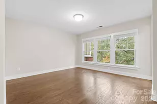 129 Grandin Rd, Charlotte, NC 28208 - Photo 9