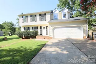 2000 Teresa Jill Dr, Charlotte, NC 28213 - Photo 1