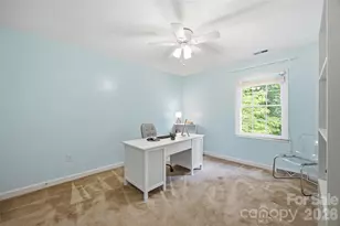 2811 Creekbed Ln, Charlotte, NC 28210 - Photo 19