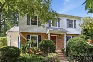2811 Creekbed Ln, Charlotte, NC 28210 - Photo 3