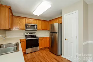 12850 Slade Castle Ct, Charlotte, NC 28273 - Photo 3