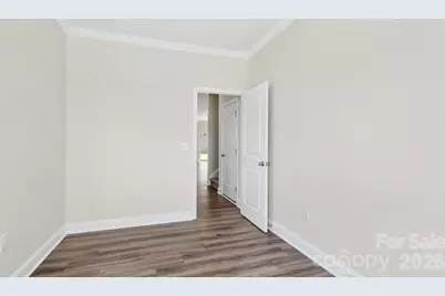 403 Creekview Road, Hendersonville, NC 28792 - Photo 15