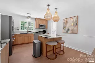 7107 Valley Haven Dr, Charlotte, NC 28211 - Photo 7