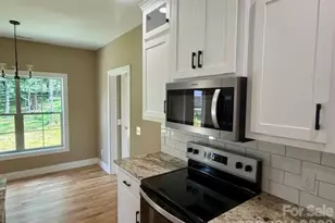 139 Maplewood Ct, Hudson, NC 28638 - Photo 5