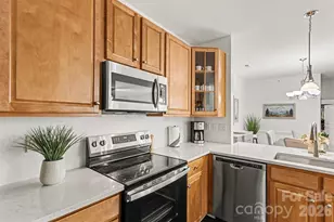11855 Ridgeway Park Dr, Charlotte, NC 28277 - Photo 5