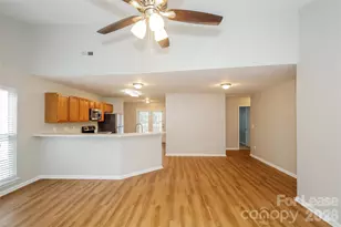 7314 Mapleridge Dr, Charlotte, NC 28210 - Photo 7