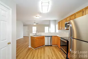 7314 Mapleridge Dr, Charlotte, NC 28210 - Photo 5