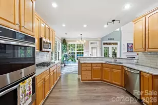 6121 Lostgate Ln, Waxhaw, NC 28173 - Photo 9